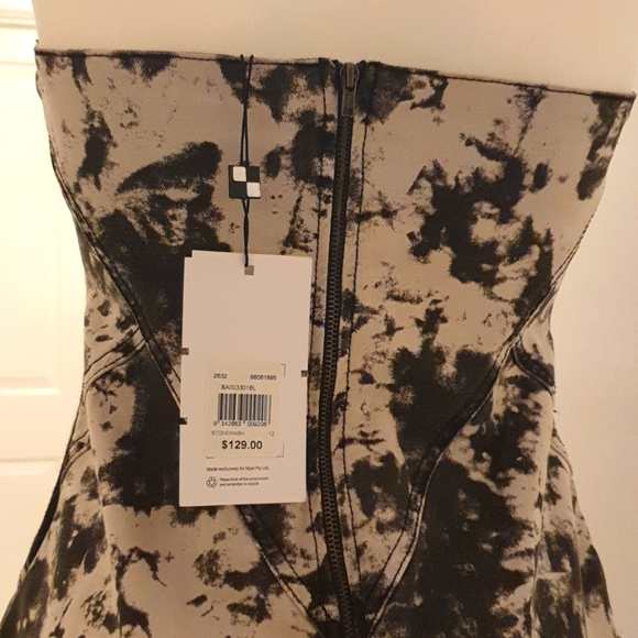 Bettina Liano Stonewash Dress Size 12 Contrast Cotton and Elastine - Picture 4 of 9